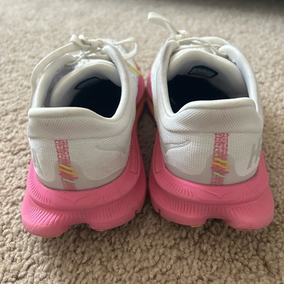 Hoka Kawana Sneaker Pink and White - Picture 2 of 6